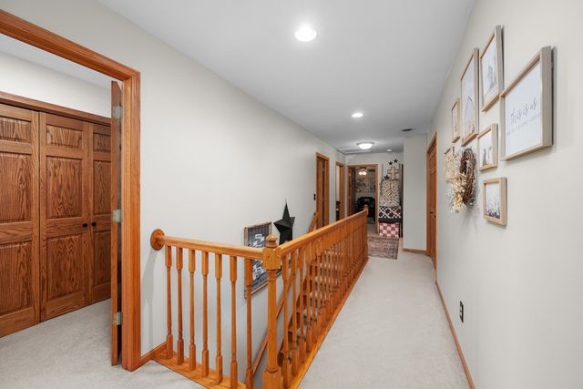 12381 71st Avenue, Blue Grass, IA 52726