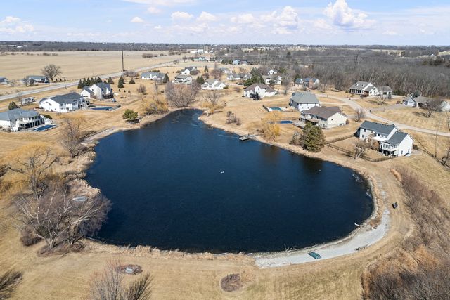 12381 71st Avenue, Blue Grass, IA 52726