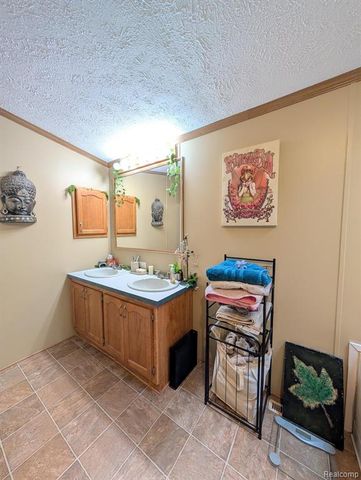 7 Brookfield, Swartz Creek, MI 48473