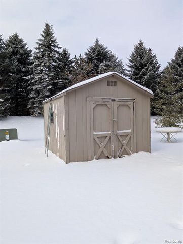 7 Brookfield, Swartz Creek, MI 48473