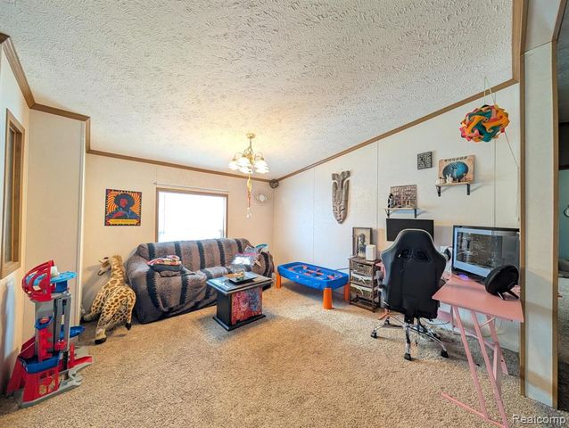 7 Brookfield, Swartz Creek, MI 48473