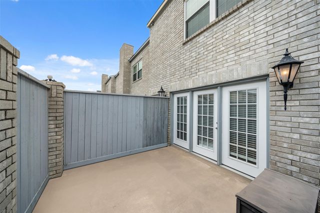 346 Wilcrest Drive 346, Houston, TX 77042