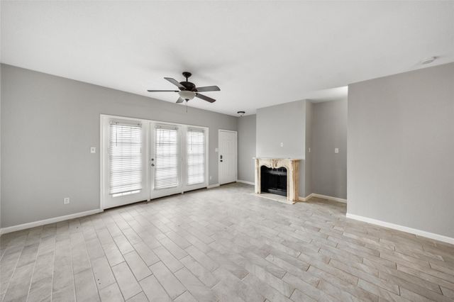 346 Wilcrest Drive 346, Houston, TX 77042
