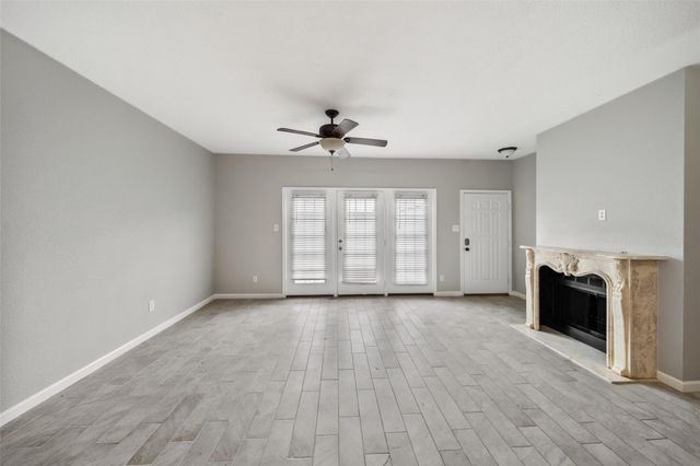346 Wilcrest Drive 346, Houston, TX 77042