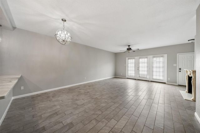 346 Wilcrest Drive 346, Houston, TX 77042