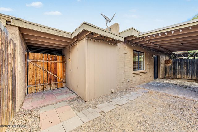 1873 W La Osa Street, Tucson, AZ 85705