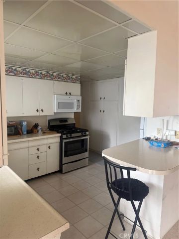 1461 Amberwood, Hemet, CA 92543