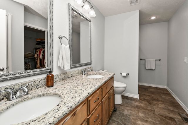 858 Capitol Hill Drive, Rogersville, MO 65742
