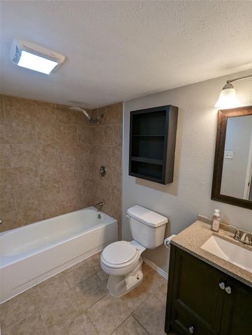 7217 Knight Drive, The Colony, TX 75056