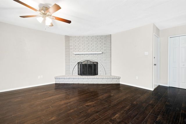 7217 Knight Drive, The Colony, TX 75056