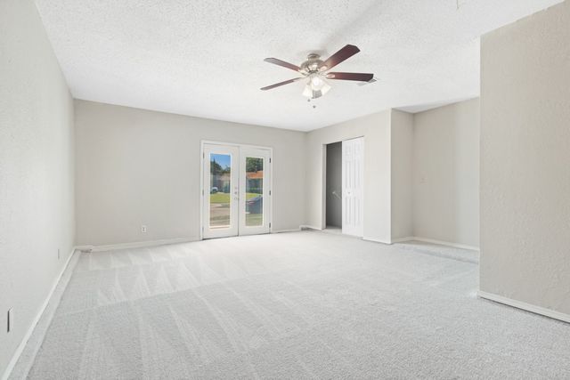 7217 Knight Drive, The Colony, TX 75056