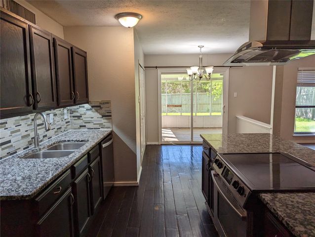 7217 Knight Drive, The Colony, TX 75056