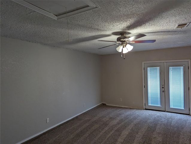 7217 Knight Drive, The Colony, TX 75056