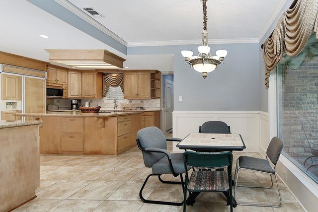 13115 Mission Valley Drive, Houston, TX 77069