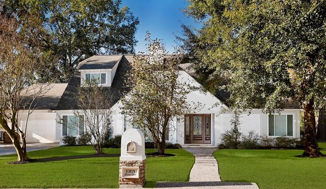 13115 Mission Valley Drive, Houston, TX 77069