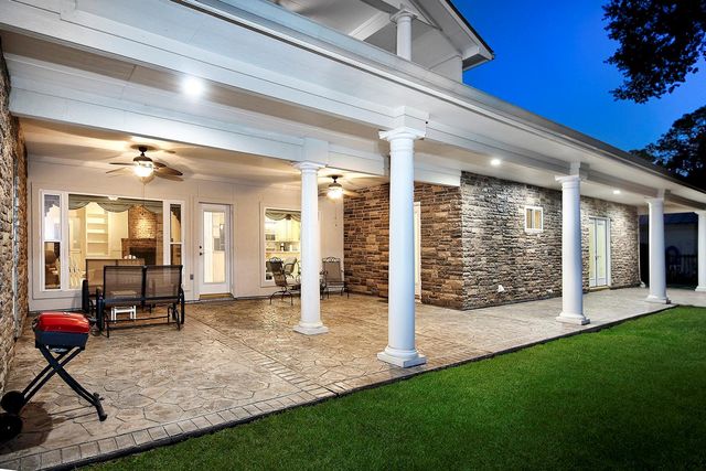 13115 Mission Valley Drive, Houston, TX 77069