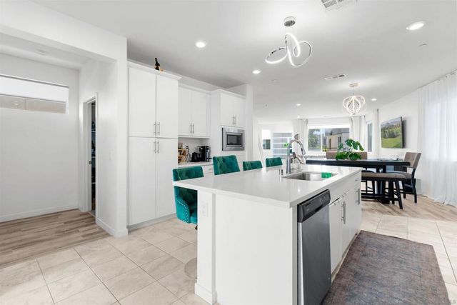 1812 Lynx Ter, Chula Vista, CA 91915