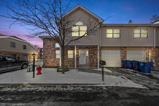 4343 W Emerald Way Street, Alsip, IL 60803