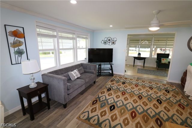 116 Coachlight DR, Fort Myers, FL 33908