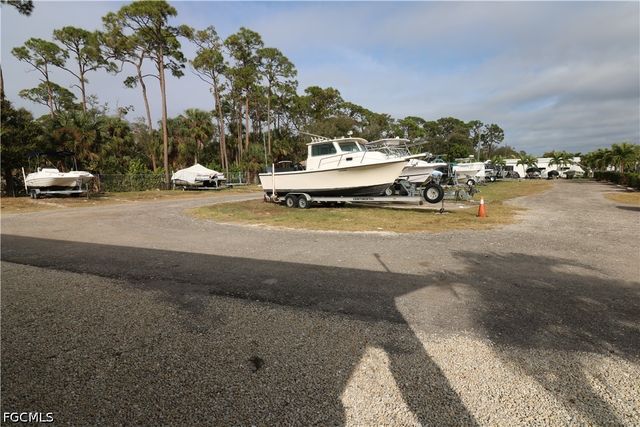 116 Coachlight DR, Fort Myers, FL 33908