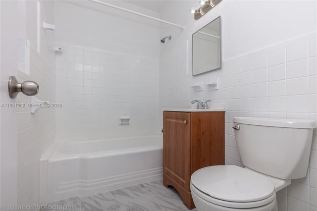 221 Antiquera Ave 3, Coral Gables, FL 33134