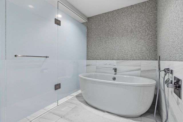 150 Seaport Blvd 6D, Boston, MA 02210