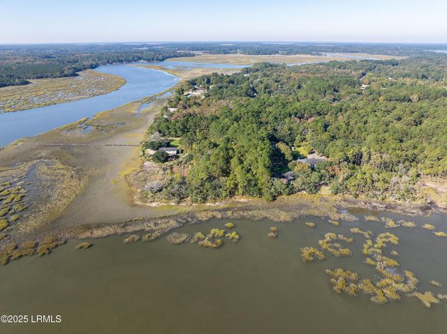 40 Creekmoor Lane, Seabrook, SC 29940