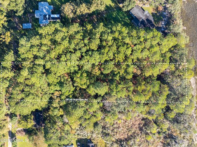 40 Creekmoor Lane, Seabrook, SC 29940