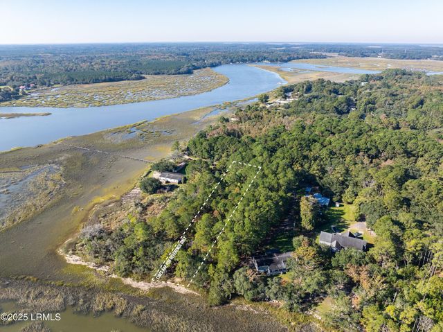 40 Creekmoor Lane, Seabrook, SC 29940