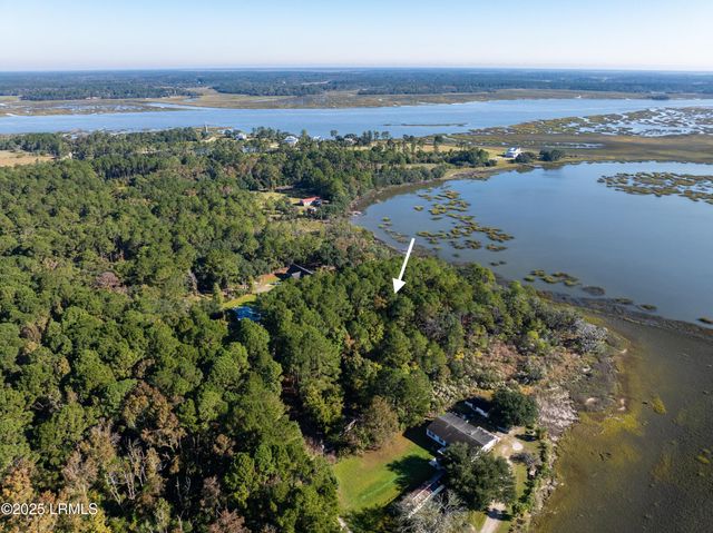 40 Creekmoor Lane, Seabrook, SC 29940