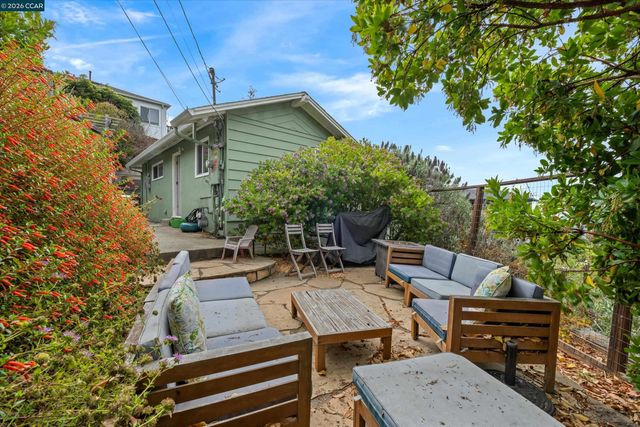 7830 Shevlin Pl, El Cerrito, CA 94530