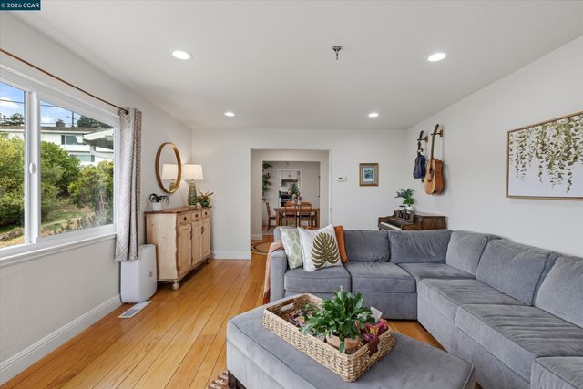 7830 Shevlin Pl, El Cerrito, CA 94530
