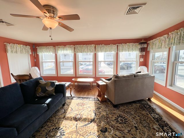 754 East Broadway, Milford, CT 06460