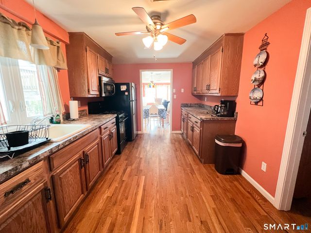 754 East Broadway, Milford, CT 06460