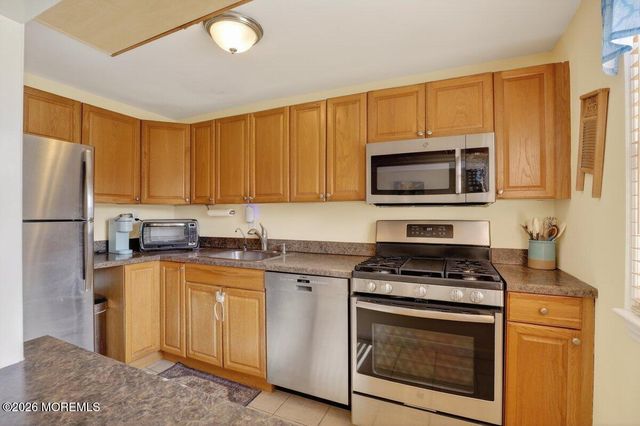 147 Manor Drive, Red Bank, NJ 07701