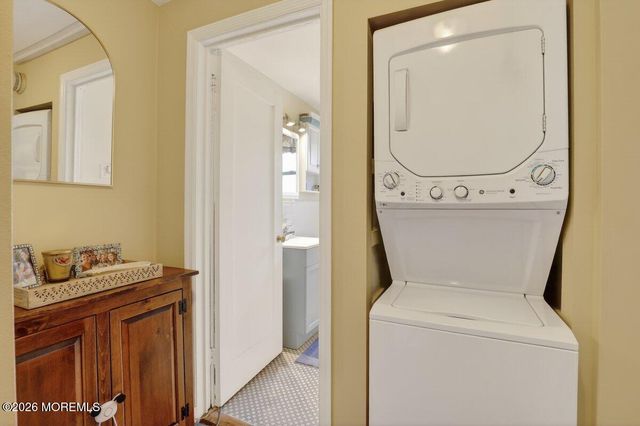 147 Manor Drive, Red Bank, NJ 07701