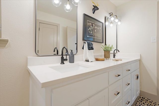 225 Karen Drive, Denison, TX 75021