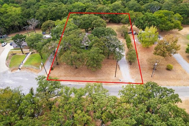 225 Karen Drive, Denison, TX 75021