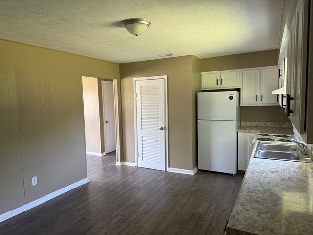 211 Laurel Drive, Berea, KY 40403