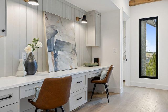 6316 Caudill LN, Austin, TX 78738