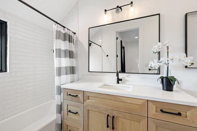 6316 Caudill LN, Austin, TX 78738