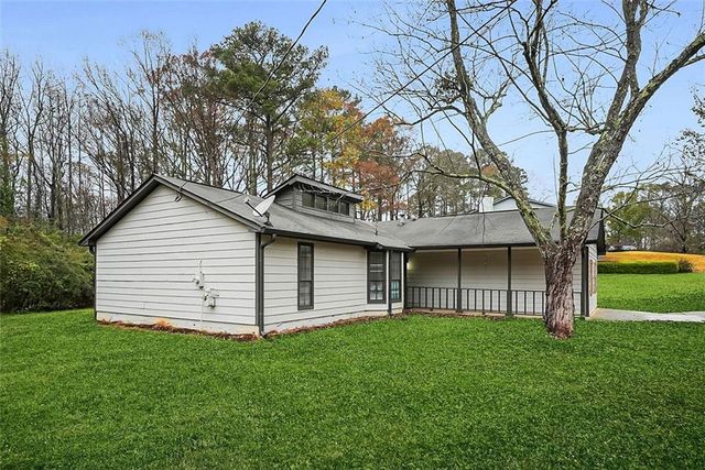 9573 Briar Creek Court, Jonesboro, GA 30238