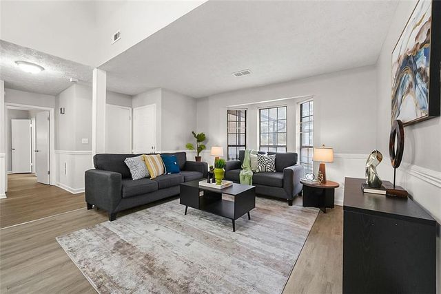 9573 Briar Creek Court, Jonesboro, GA 30238