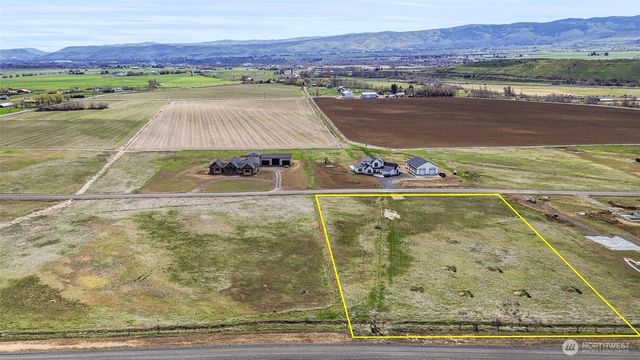 381 Green Canyon Lane, Ellensburg, WA 98926