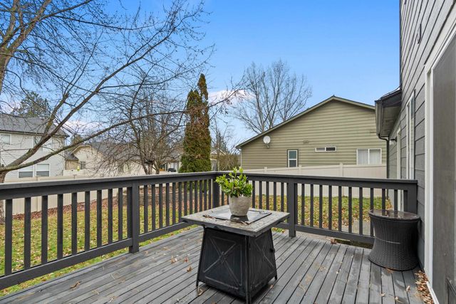 4208 S Tenfel Ln, Spokane, WA 99223