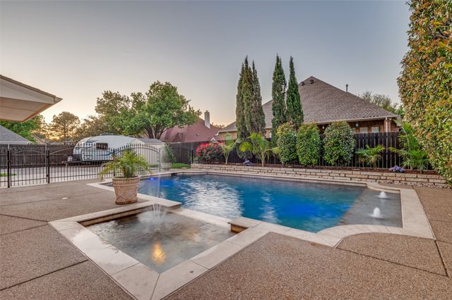 7905 Brandon Court, North Richland Hills, TX 76182