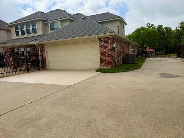 7905 Brandon Court, North Richland Hills, TX 76182