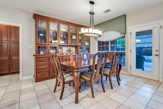 7905 Brandon Court, North Richland Hills, TX 76182