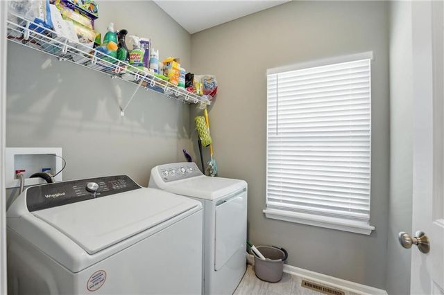 10202 N Quincy Avenue, Kansas City, MO 64156