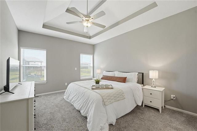 10202 N Quincy Avenue, Kansas City, MO 64156